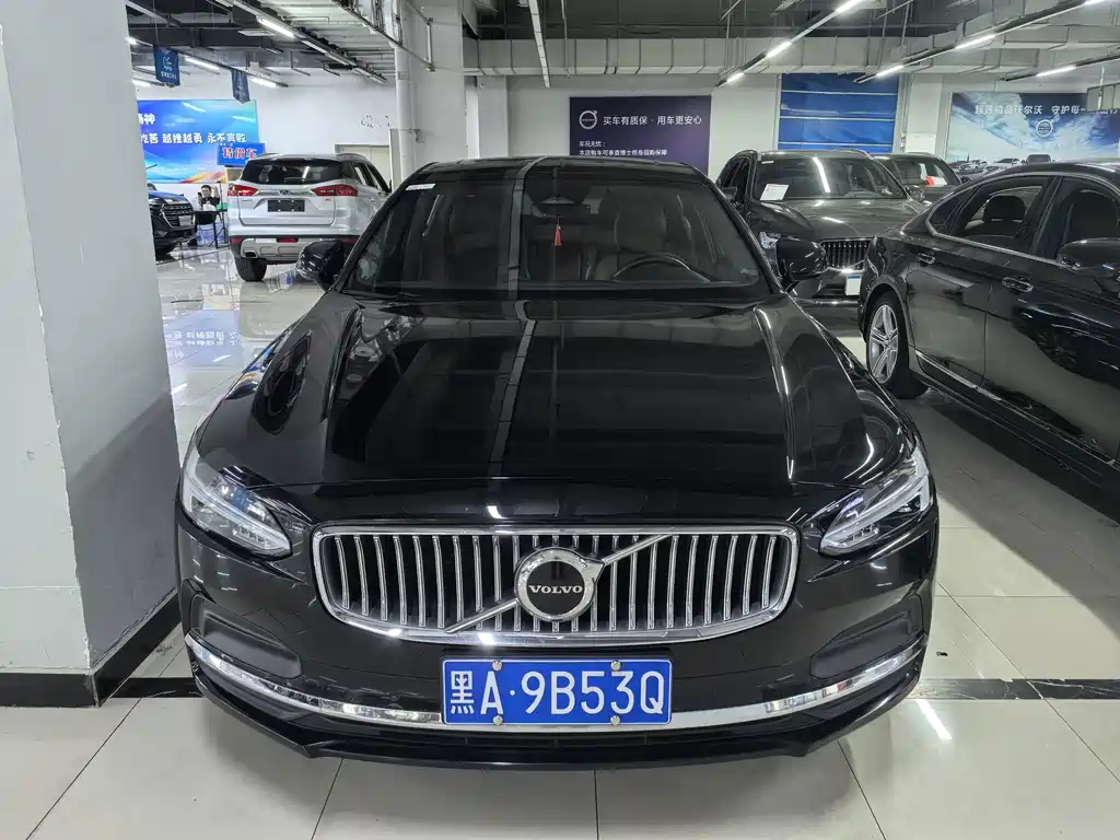 Volvo S90 — миниатюра 2