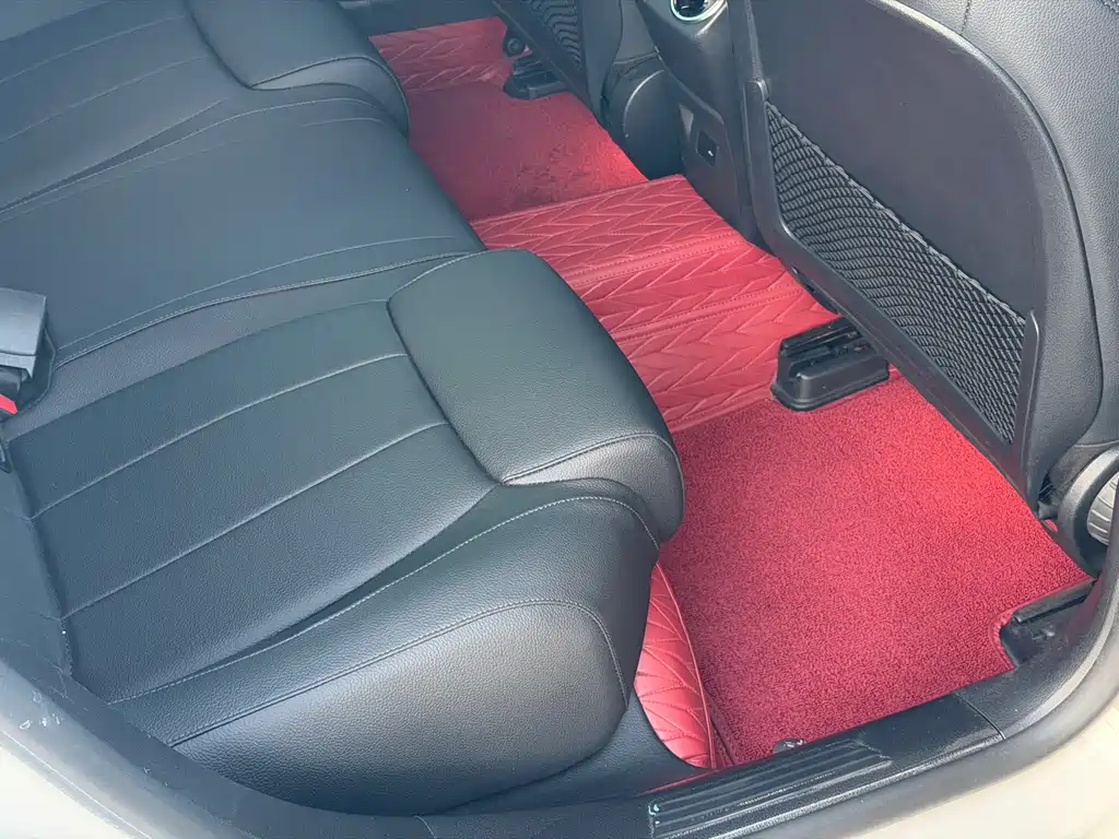 Mercedes-Benz A-Class — миниатюра 14