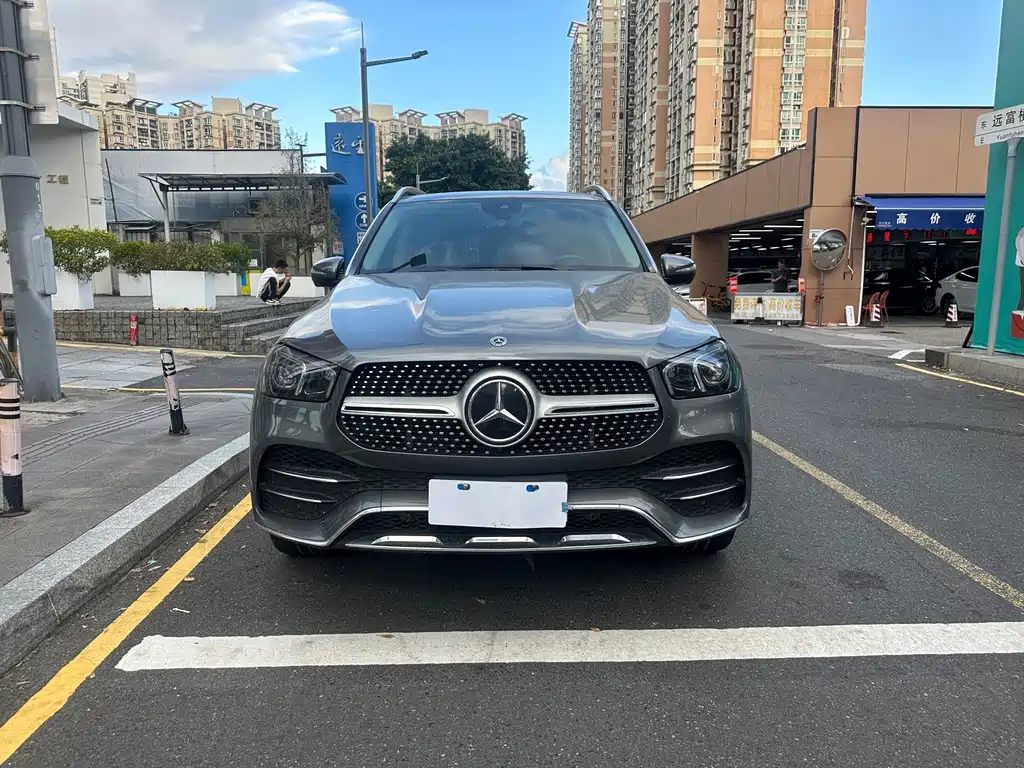 Mercedes-Benz GLE (Import) — миниатюра 2