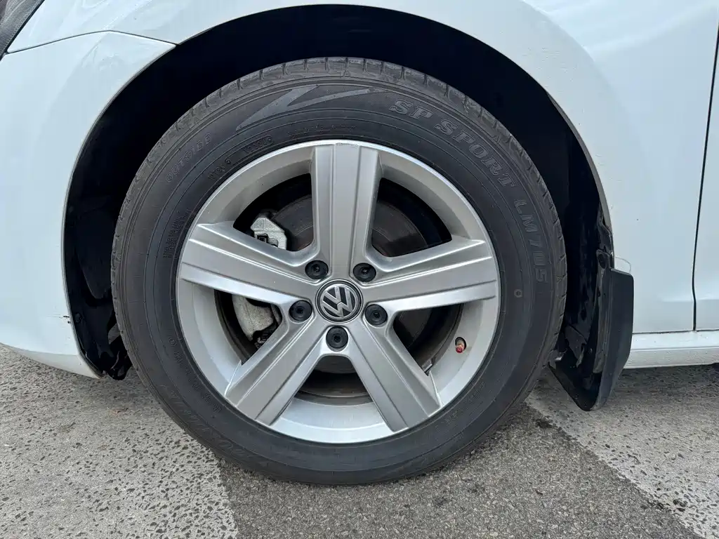 Volkswagen Golf — миниатюра 6