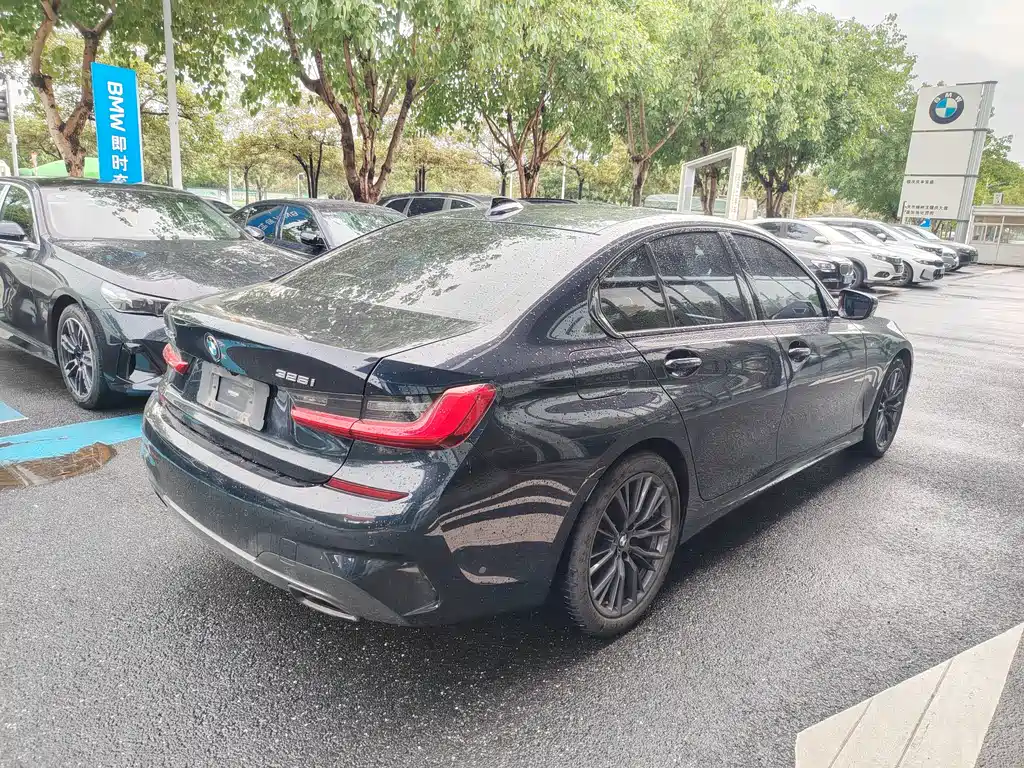 BMW 3 Series 3 2021 325i M Sport