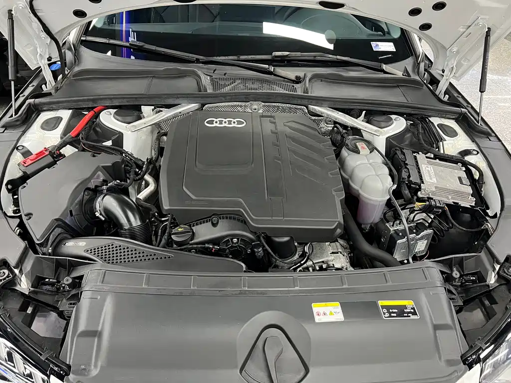 Audi A4L — миниатюра 25