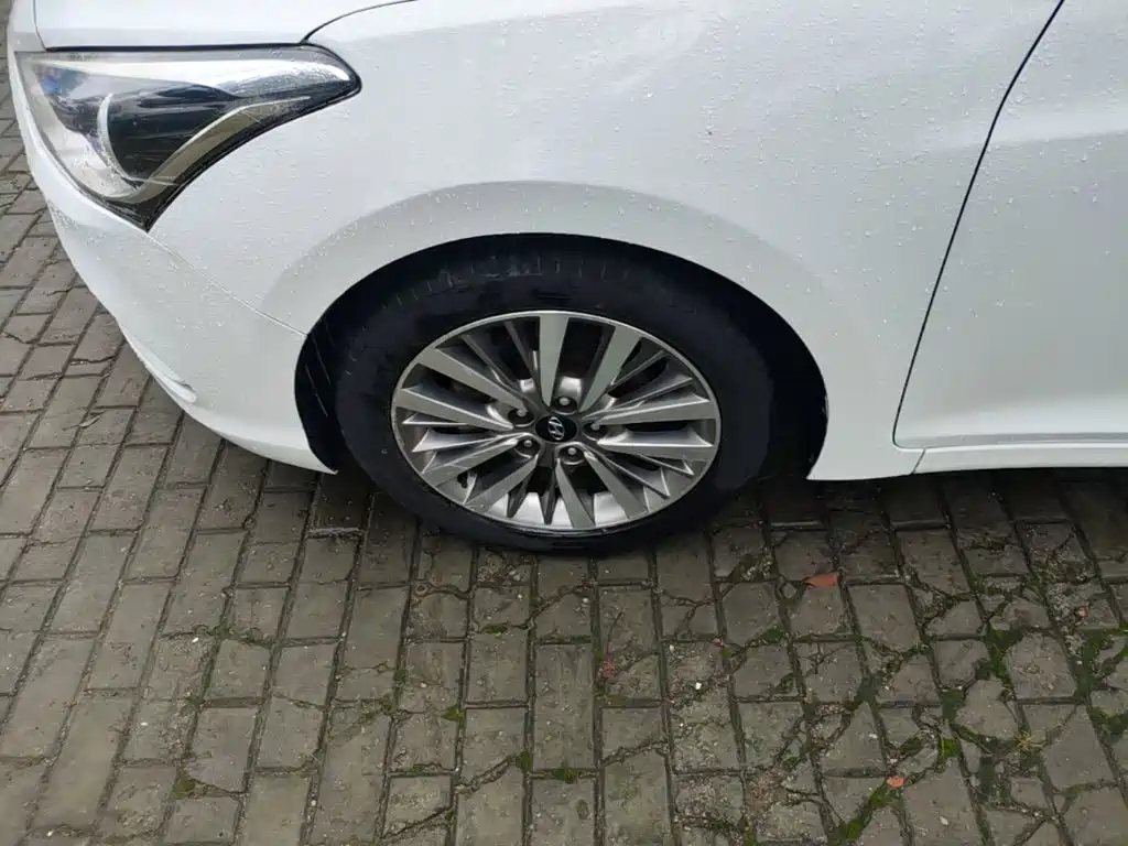 Hyundai Mistra — миниатюра 23
