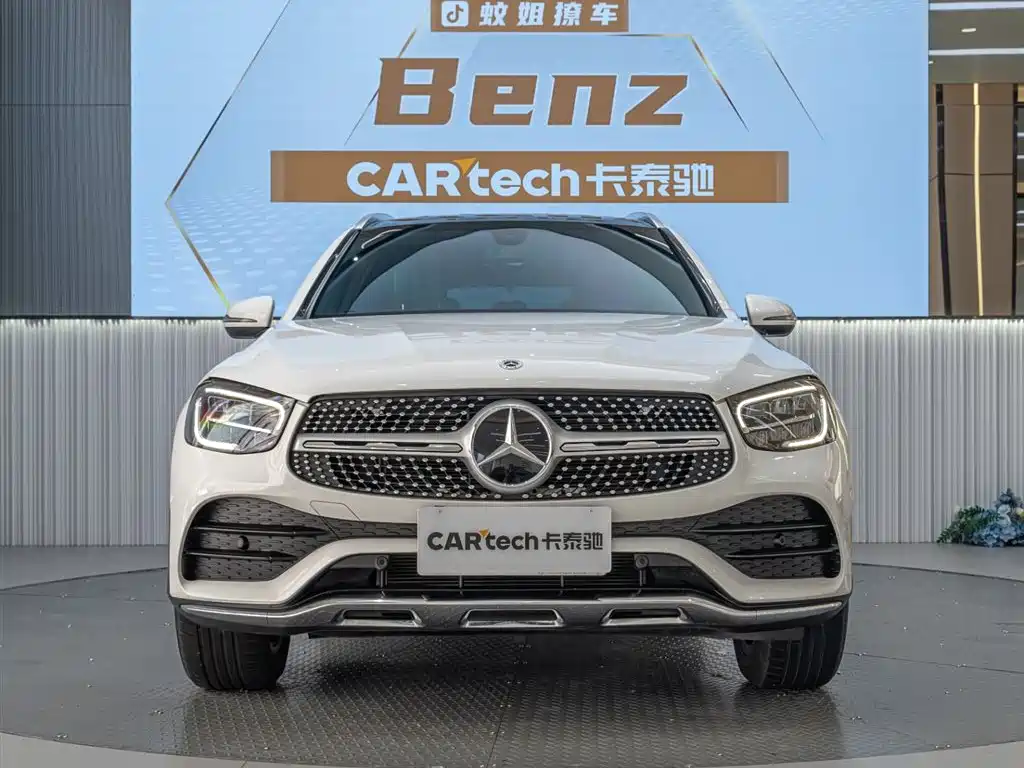 Mercedes-Benz GLC 2023