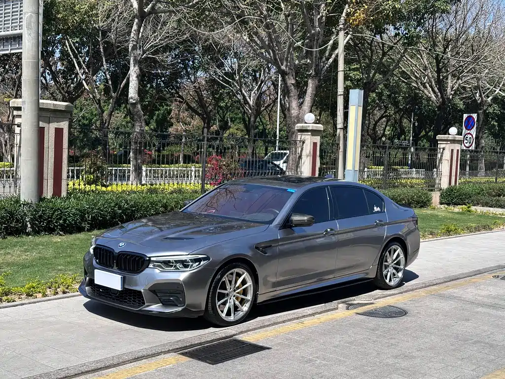 BMW 5 Series 2020