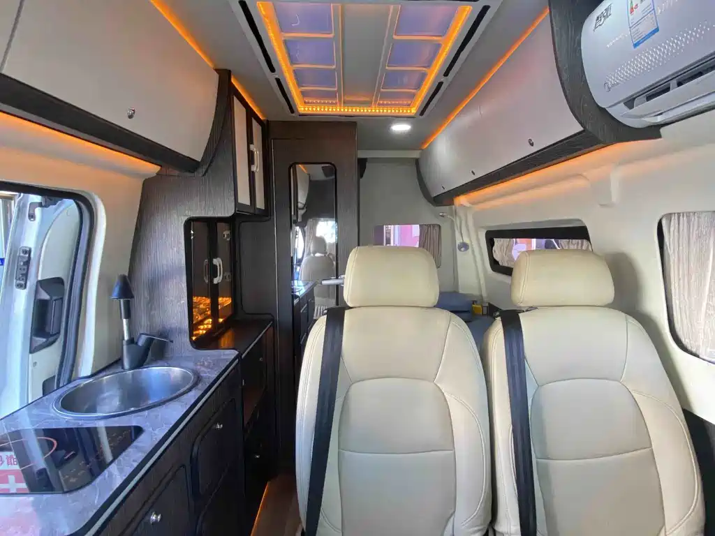 Ford Transit — миниатюра 13