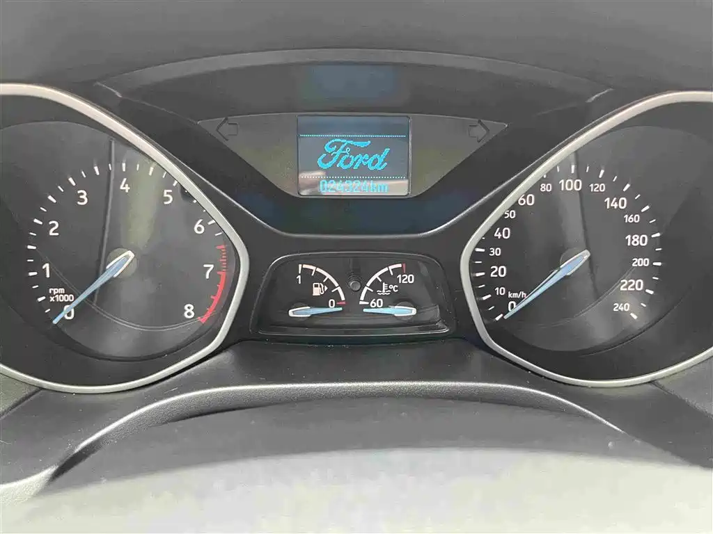 Ford Focus — миниатюра 8