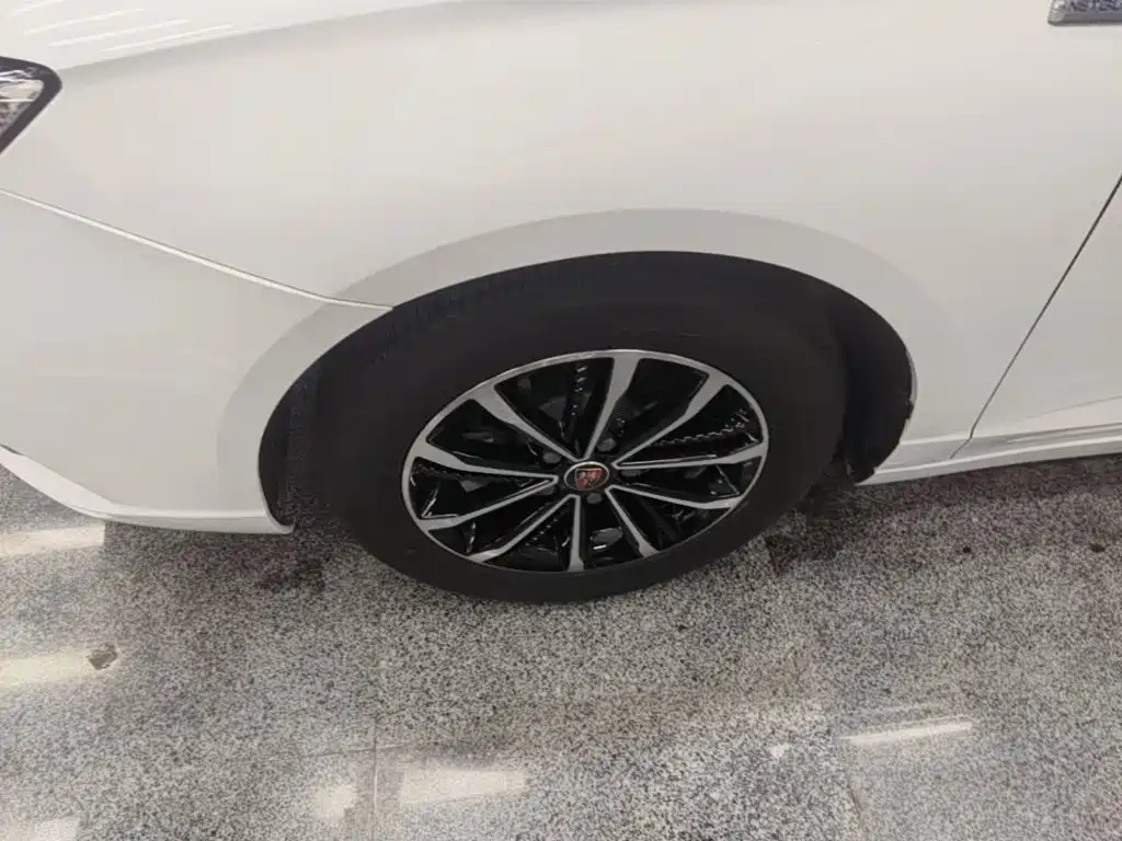 Roewe i5 — миниатюра 23
