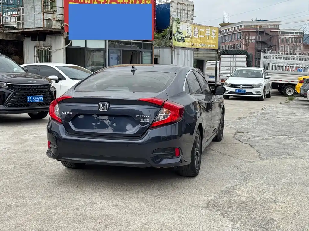 Honda Civic — миниатюра 11