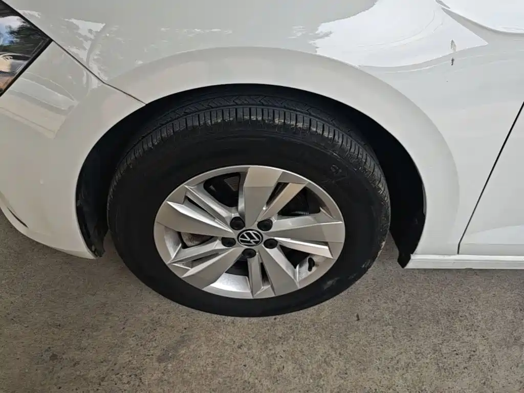 Volkswagen Polo — миниатюра 23