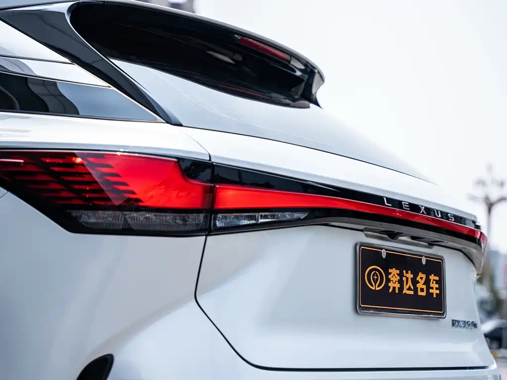 Lexus RX — миниатюра 7