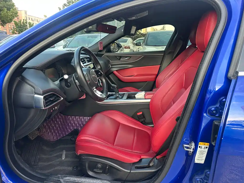 Jaguar XEL — миниатюра 3