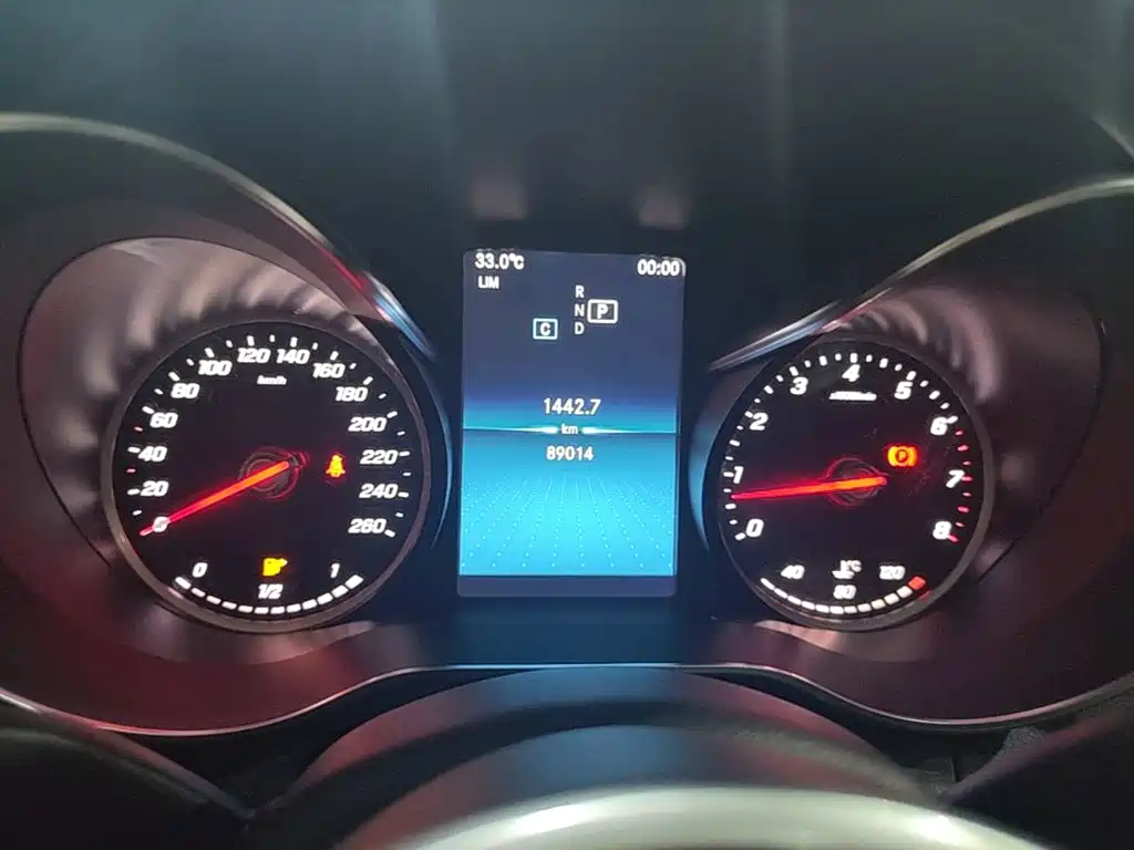 Mercedes-Benz C-Class — миниатюра 12