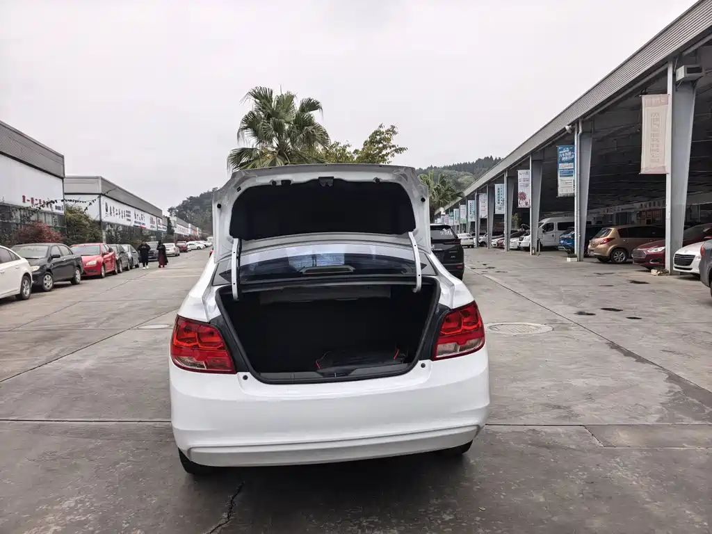 Chevrolet Sail Sail 3 1.3L Manual Ideal Edition, фото 8