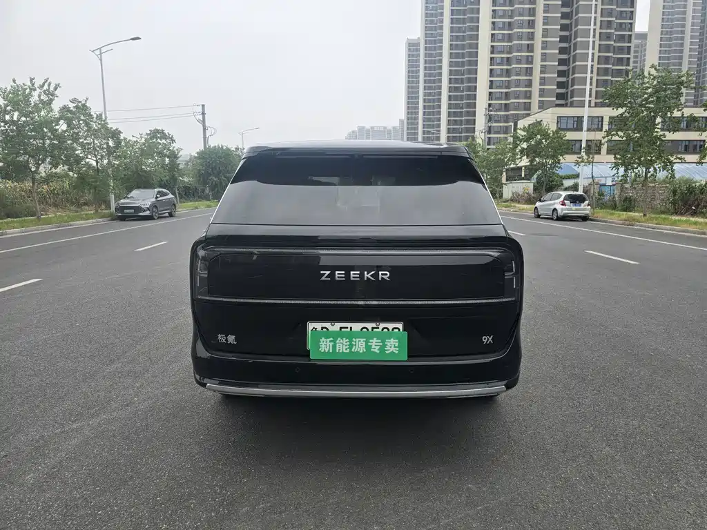 Zeekr 9X — миниатюра 7