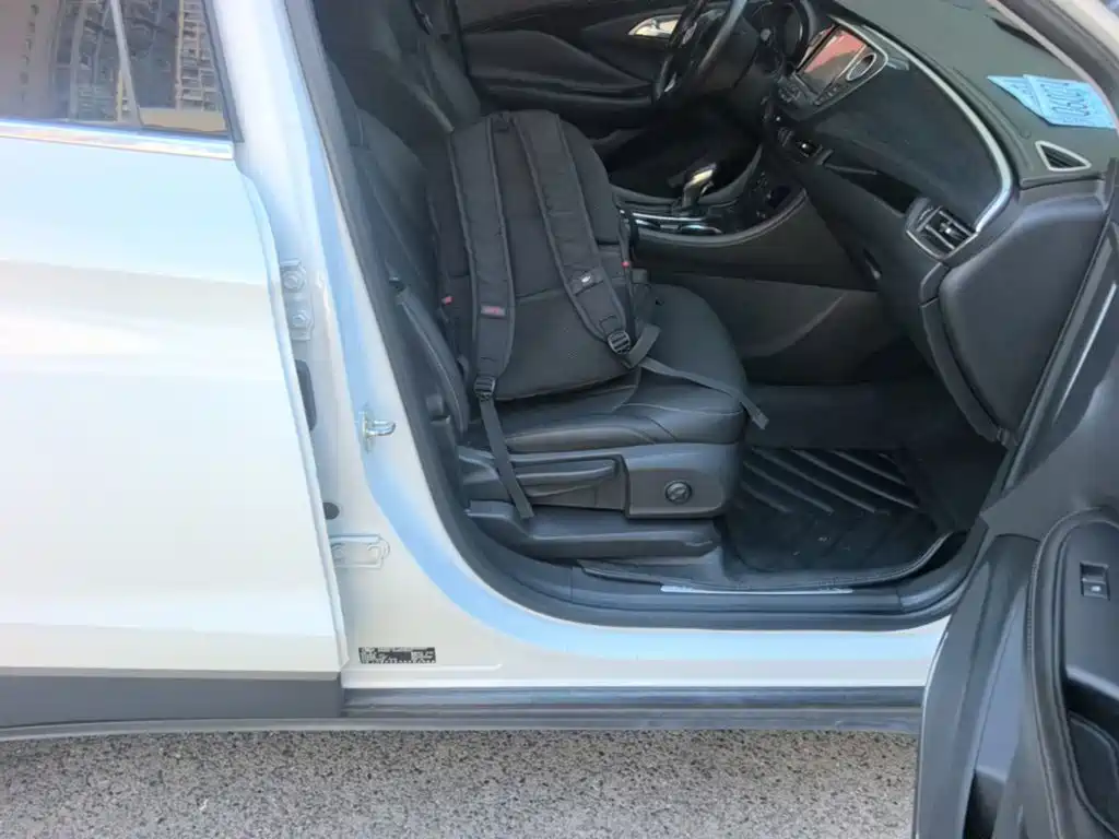 Buick Envision Plus — миниатюра 25