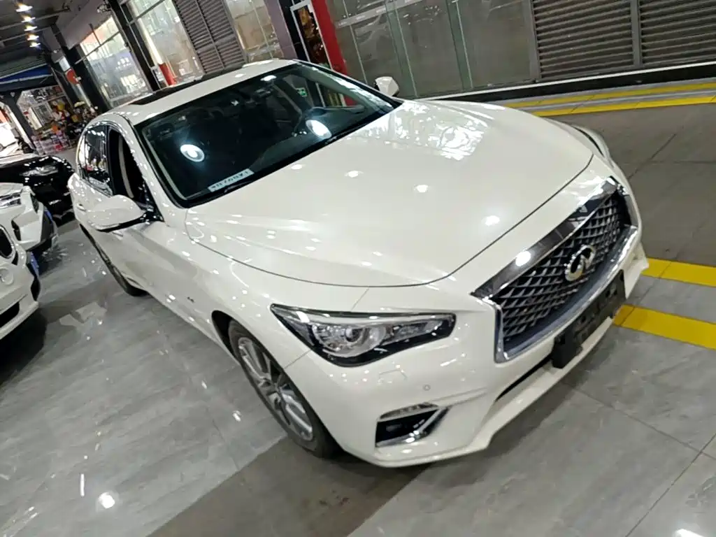 Infiniti Q50L — миниатюра 4