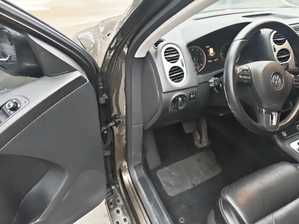 Volkswagen Tiguan — миниатюра 16