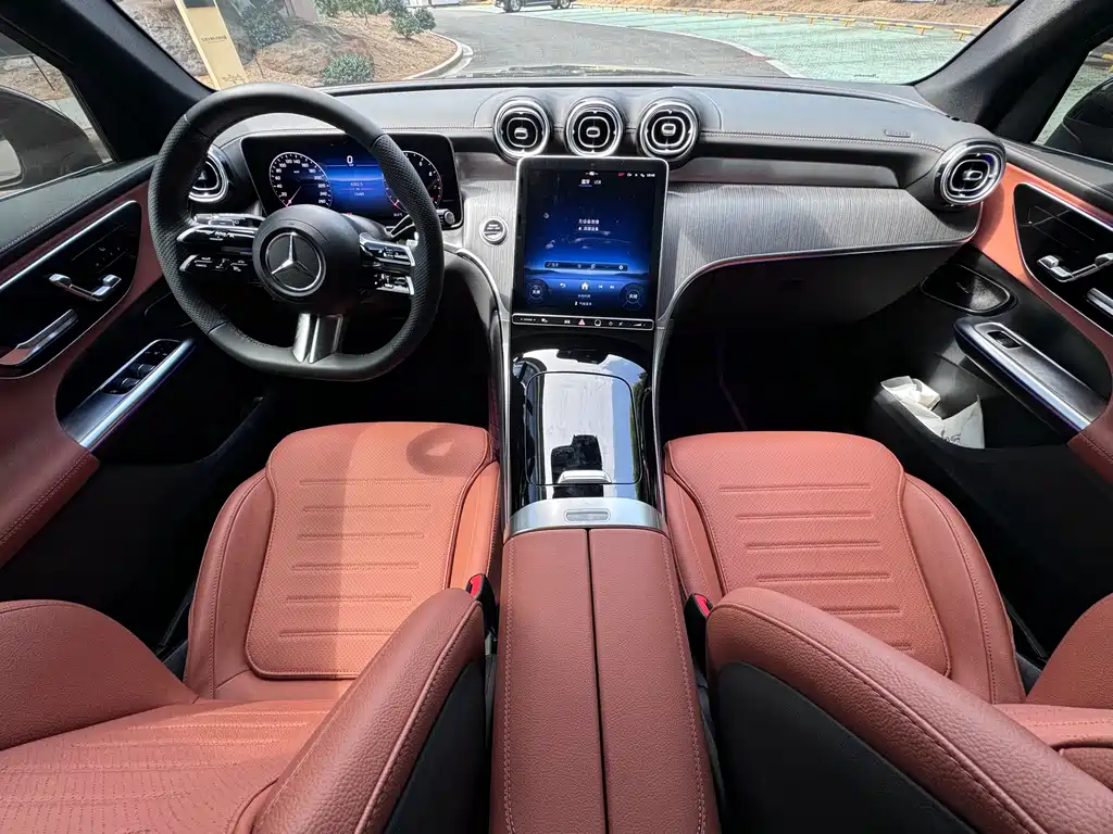 Mercedes-Benz GLC — миниатюра 9