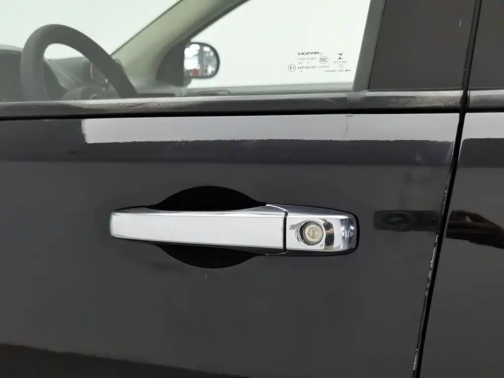 Jeep Compass (Import) — миниатюра 18
