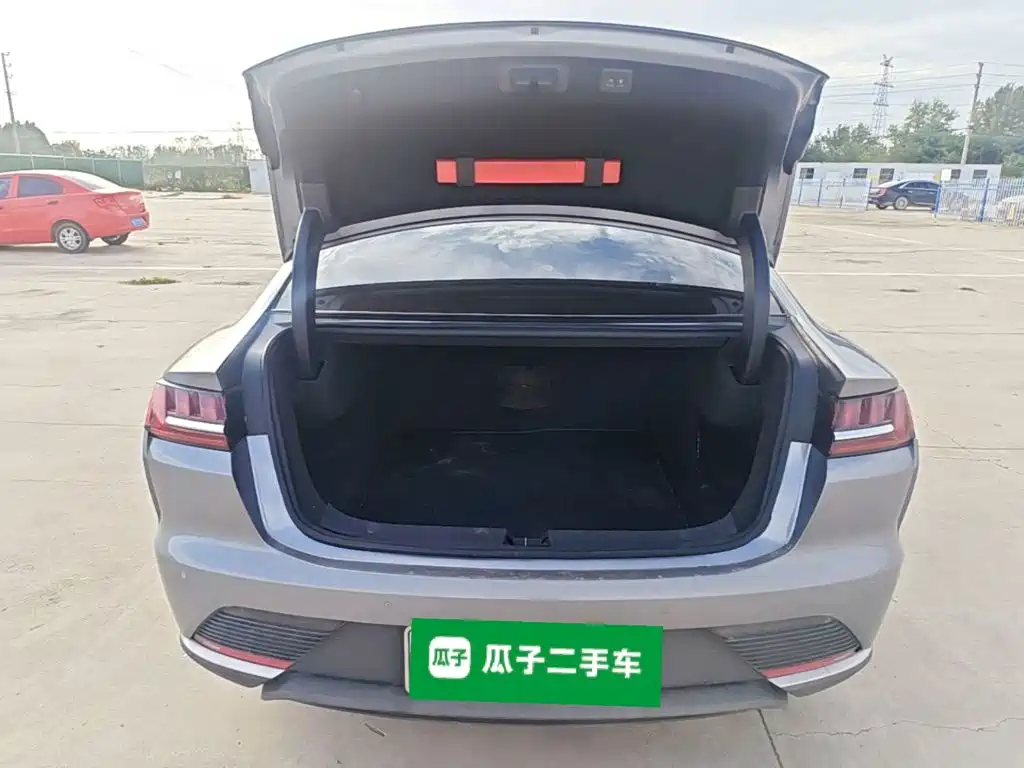 BYD Han — миниатюра 19