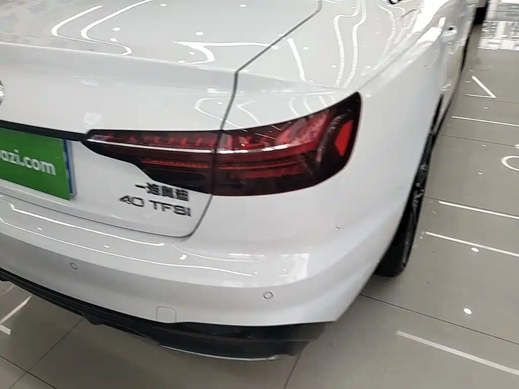 Audi A4L — миниатюра 8