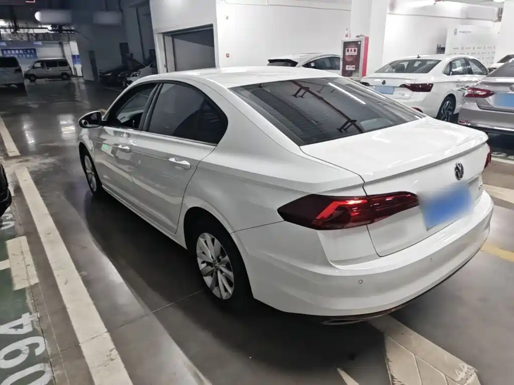 Volkswagen Bora — миниатюра 5