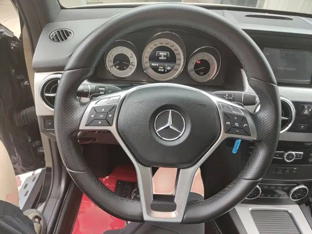Mercedes-Benz GLK-Class — миниатюра 11