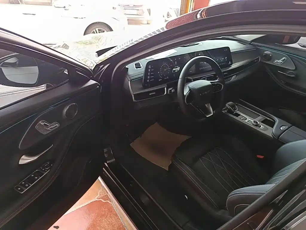 Chery Arrizo 8 — миниатюра 16