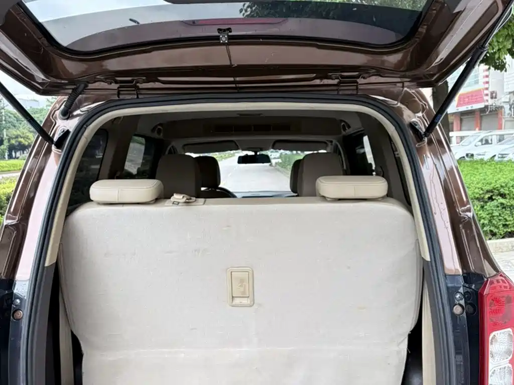Wuling Hongguang — миниатюра 25