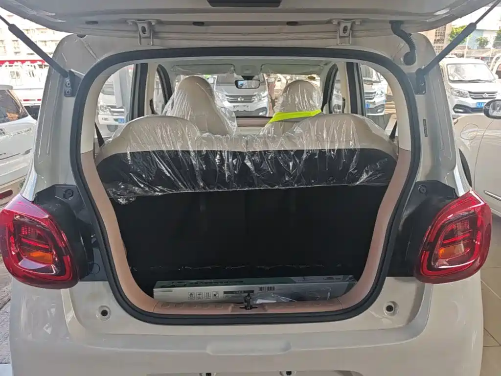 Wuling MINIEV — миниатюра 19