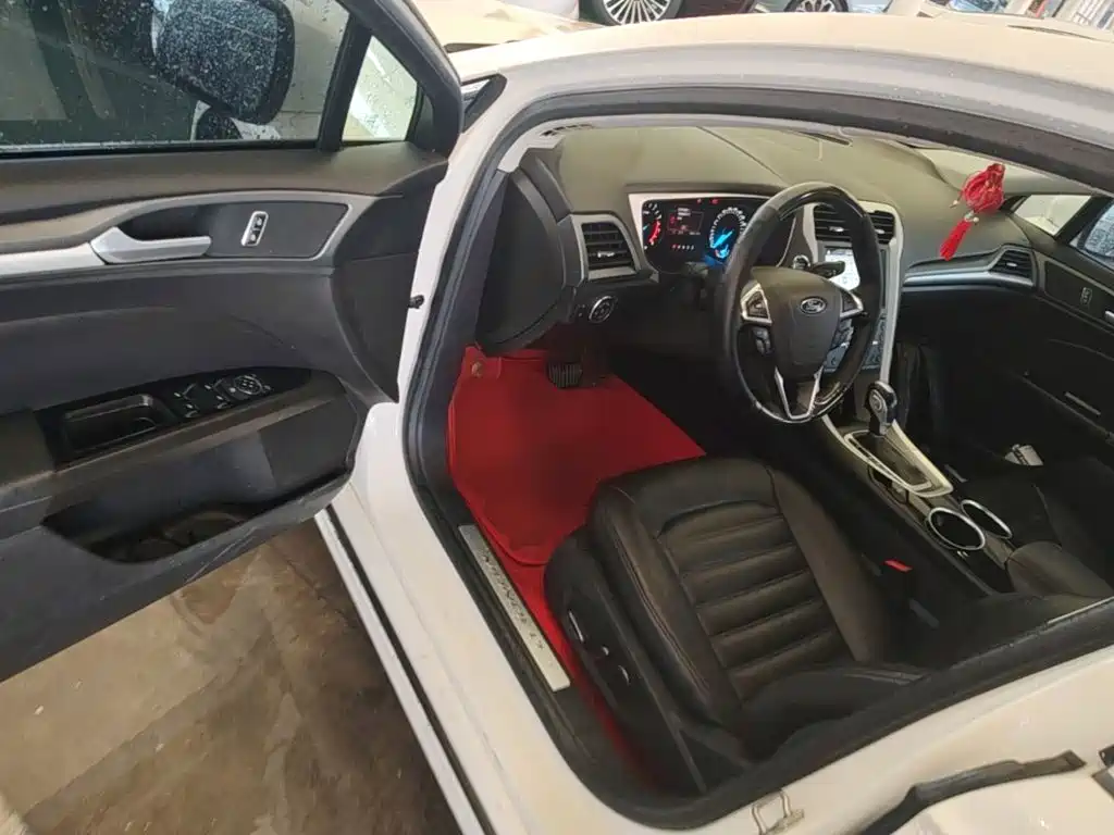 Ford Mondeo — миниатюра 16