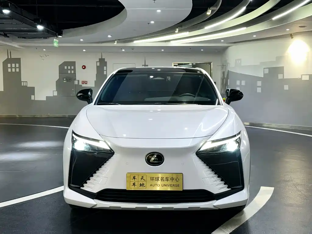 LEXUS RZ
