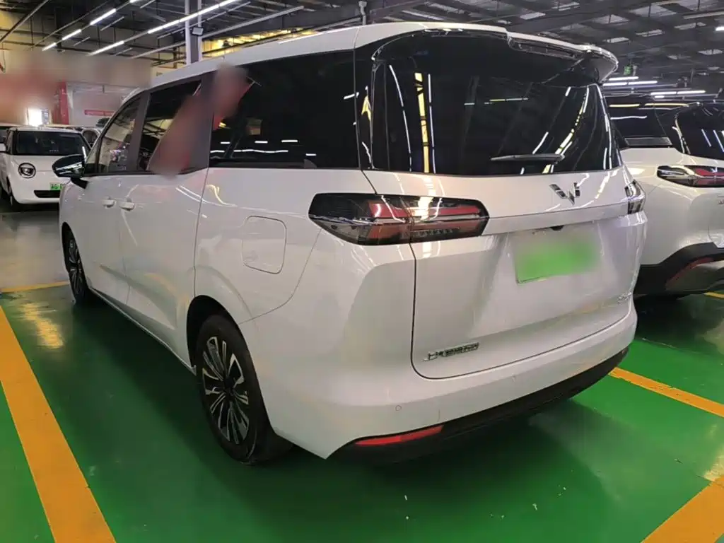 Wuling Xingguang 730 New Energy — миниатюра 5