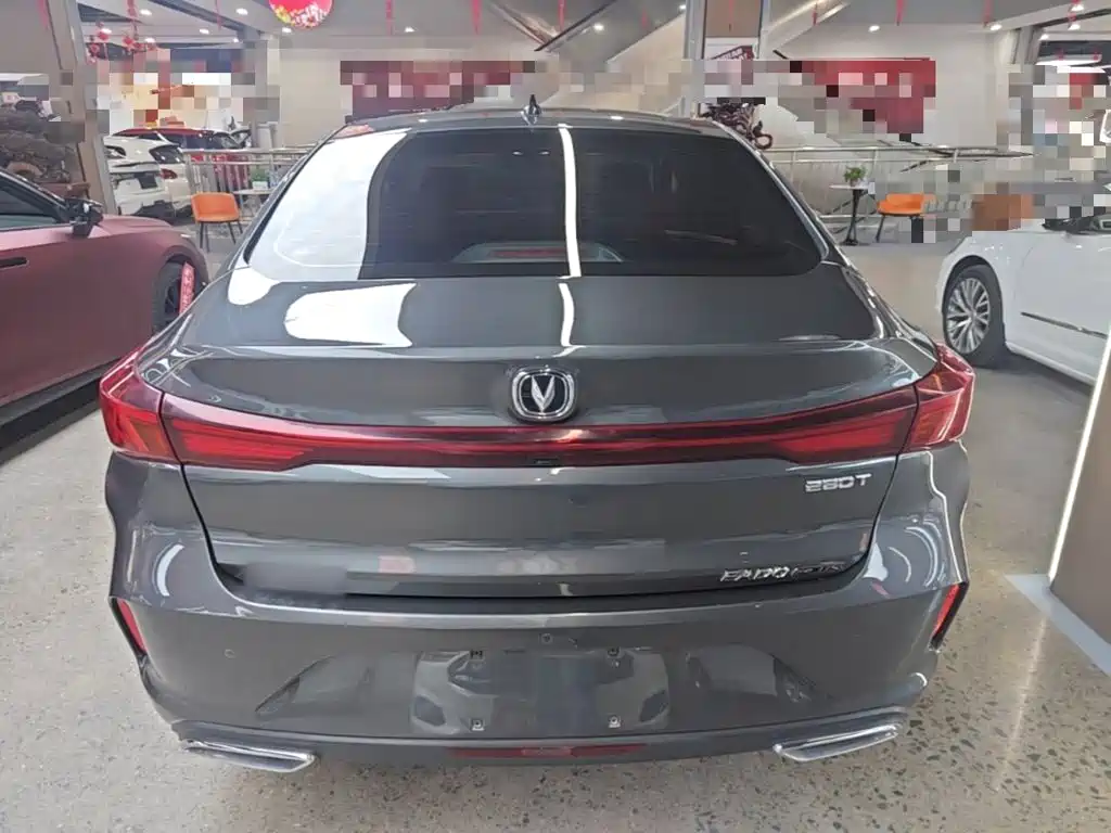 Changan Eado — миниатюра 6