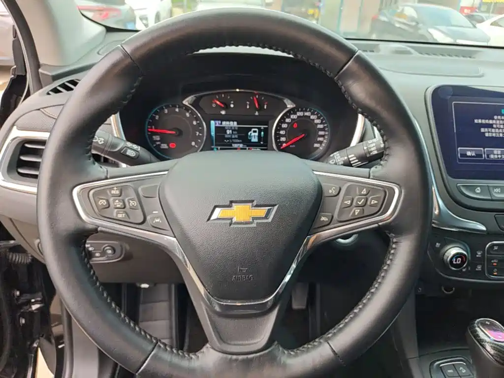 Chevrolet Equinox — миниатюра 11