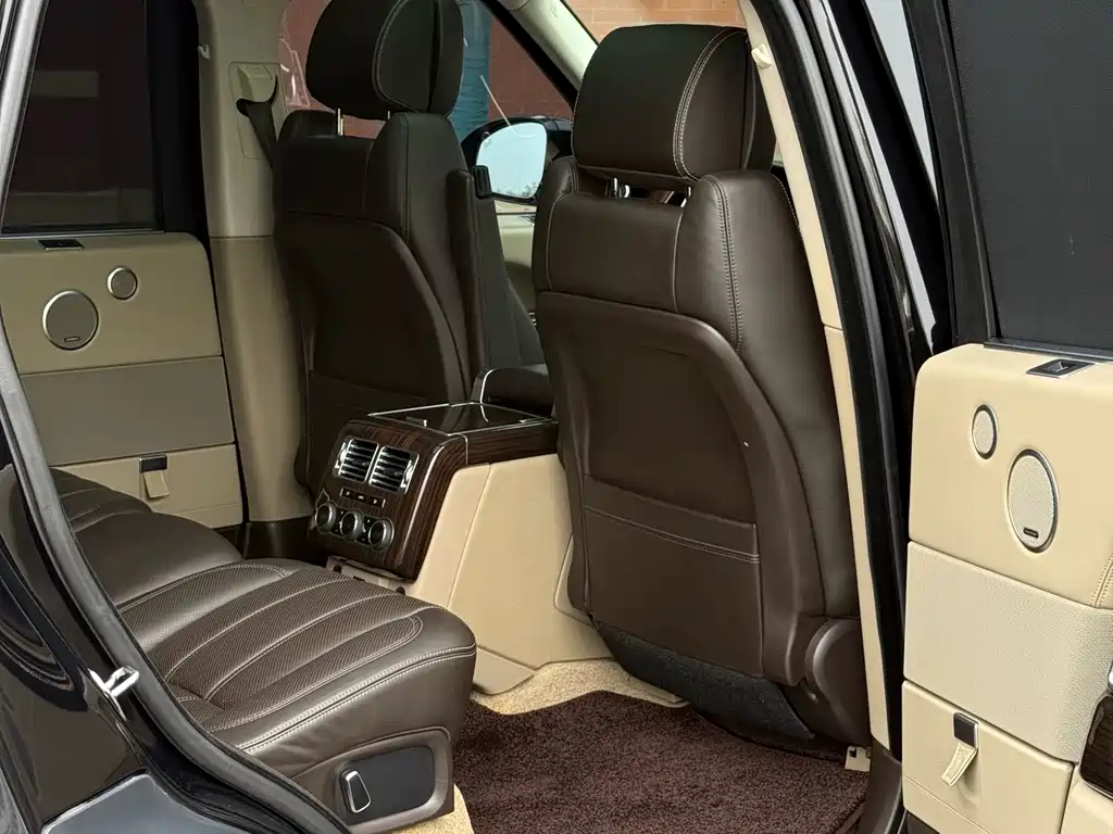 Land Rover Range Rover — миниатюра 14