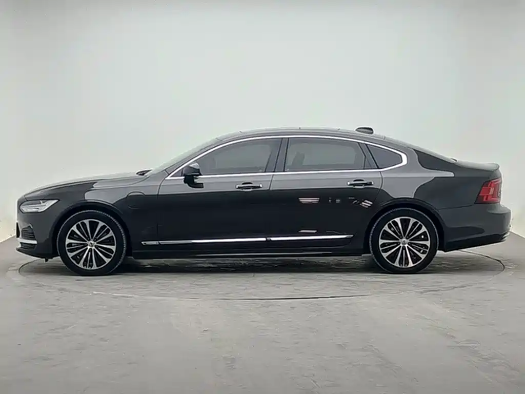 Volvo S90 PHEV — миниатюра 5