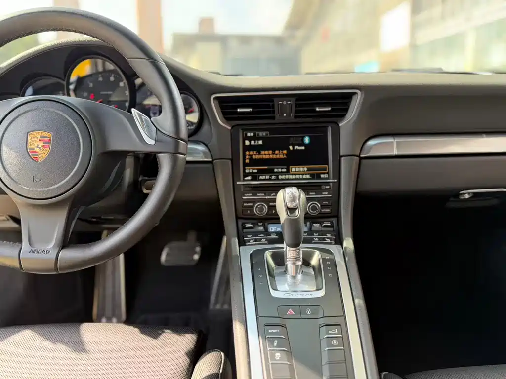 Porsche 911 2015 Carrera 3.4L Style Edition