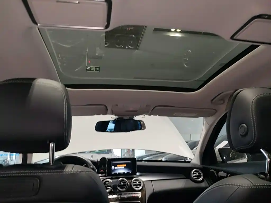 Mercedes-Benz C-Class — миниатюра 18