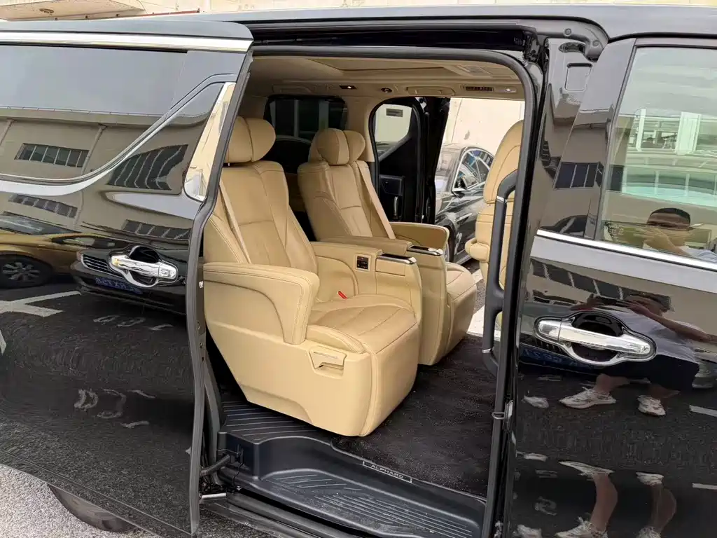 Toyota Alphard 2021 2.5L Luxury