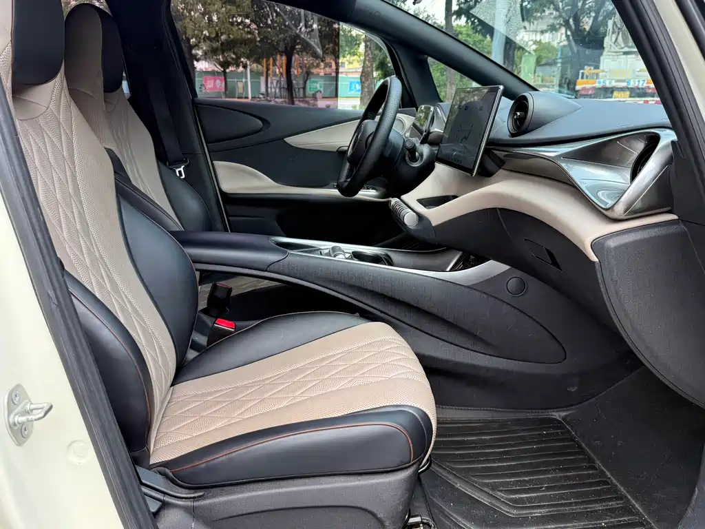 BYD Dolphin — миниатюра 7