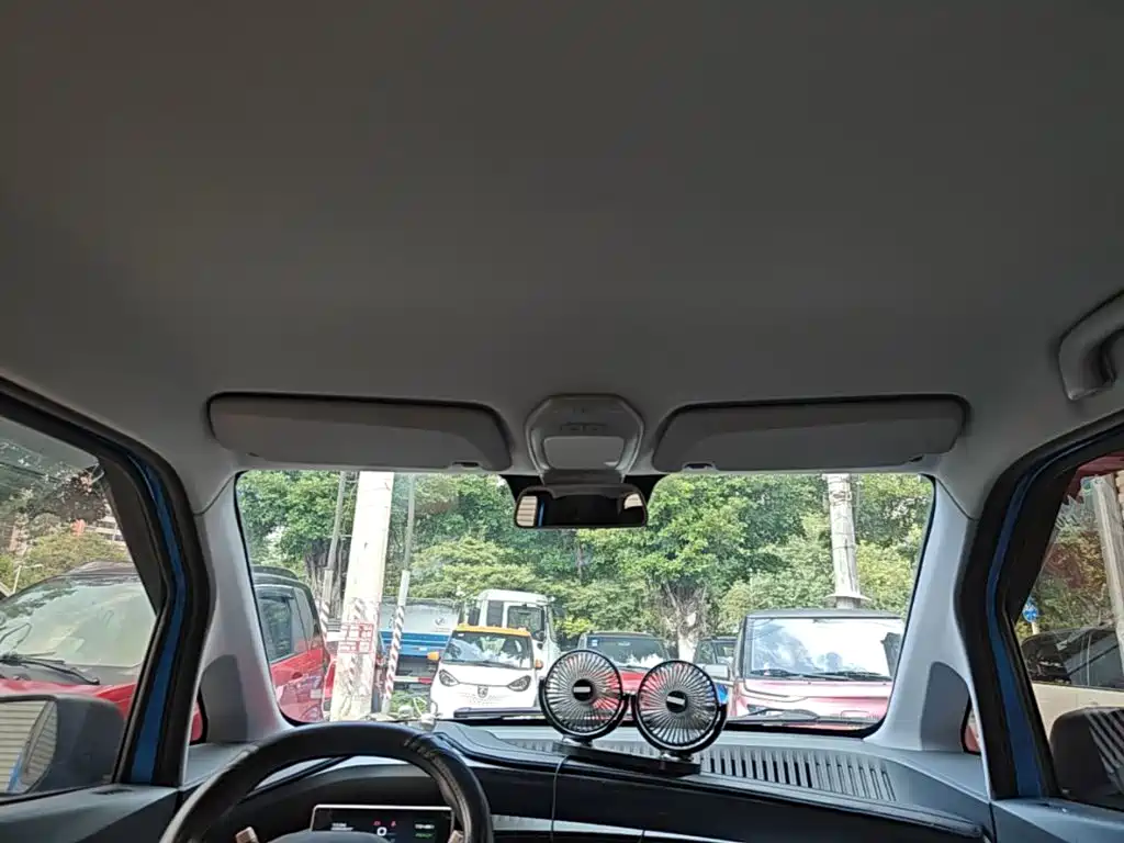 Baojun E200 — миниатюра 18