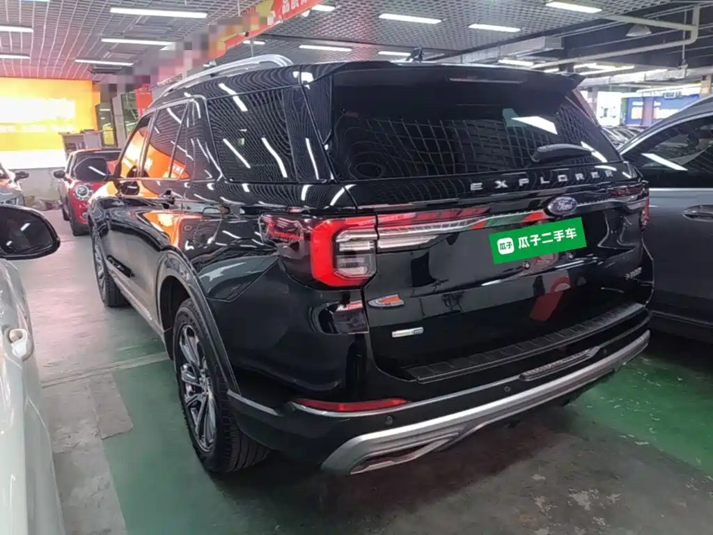 Ford Explorer — миниатюра 5