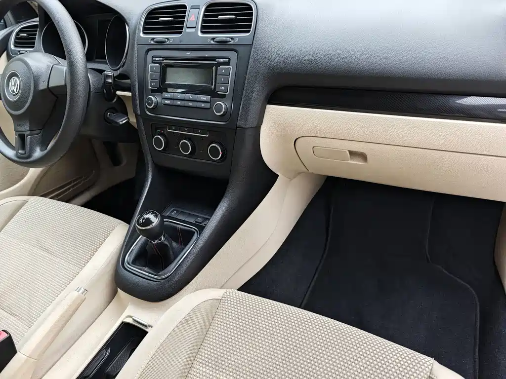 Volkswagen Golf — миниатюра 11