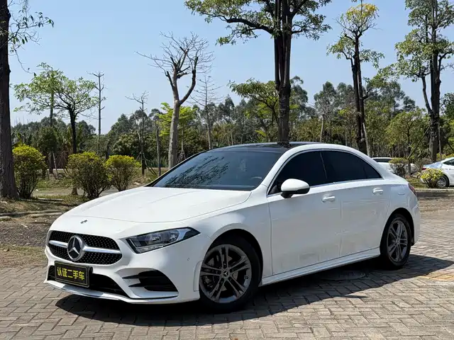 MERCEDES-BENZ A CLASS