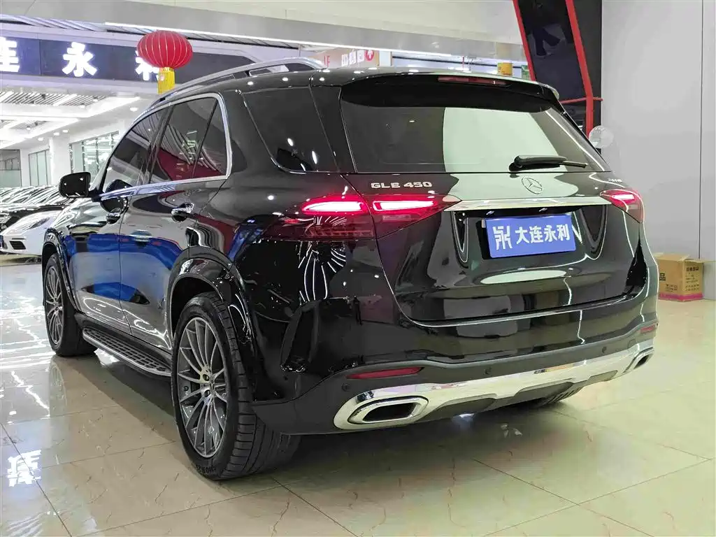 Mercedes-Benz GLE (Import) — миниатюра 16