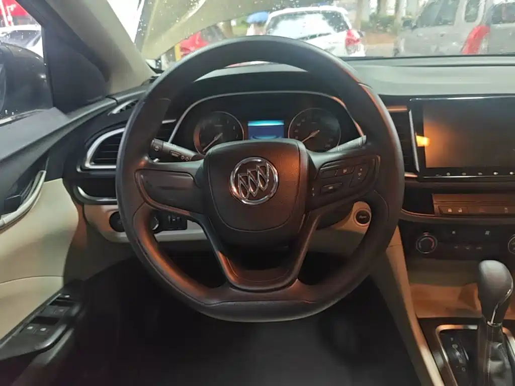 Buick Excelle — миниатюра 11