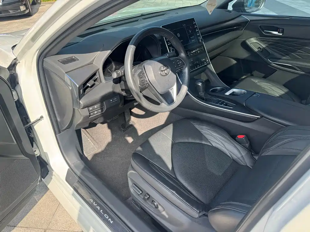 Toyota Avalon — миниатюра 19