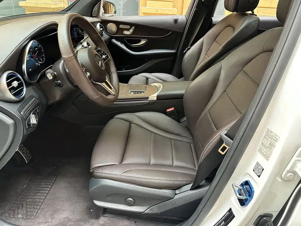Mercedes-Benz GLC — миниатюра 8